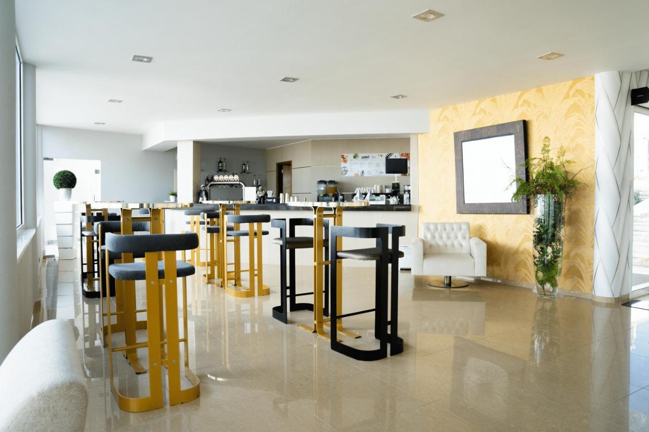 Hotel Cristal Praia Resort & Spa Vieira de Leiria Eksteriør billede